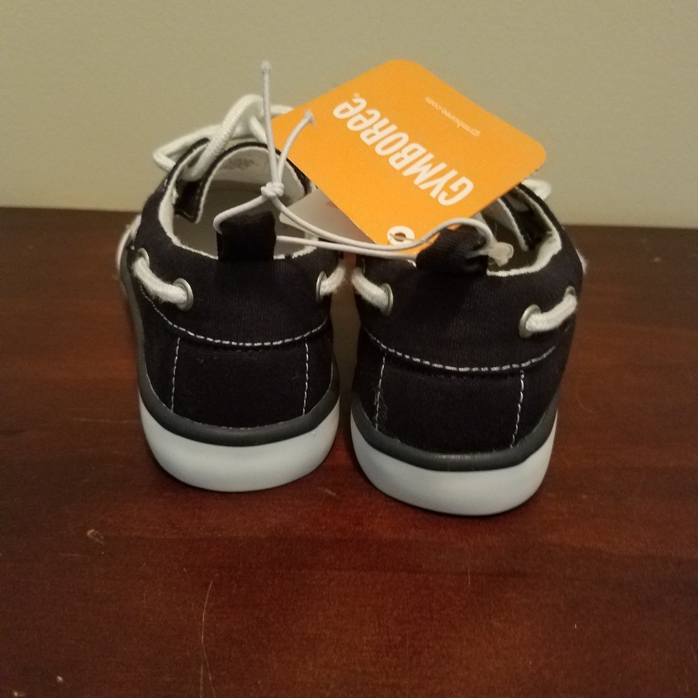 Shoes - Picture 2 of 4